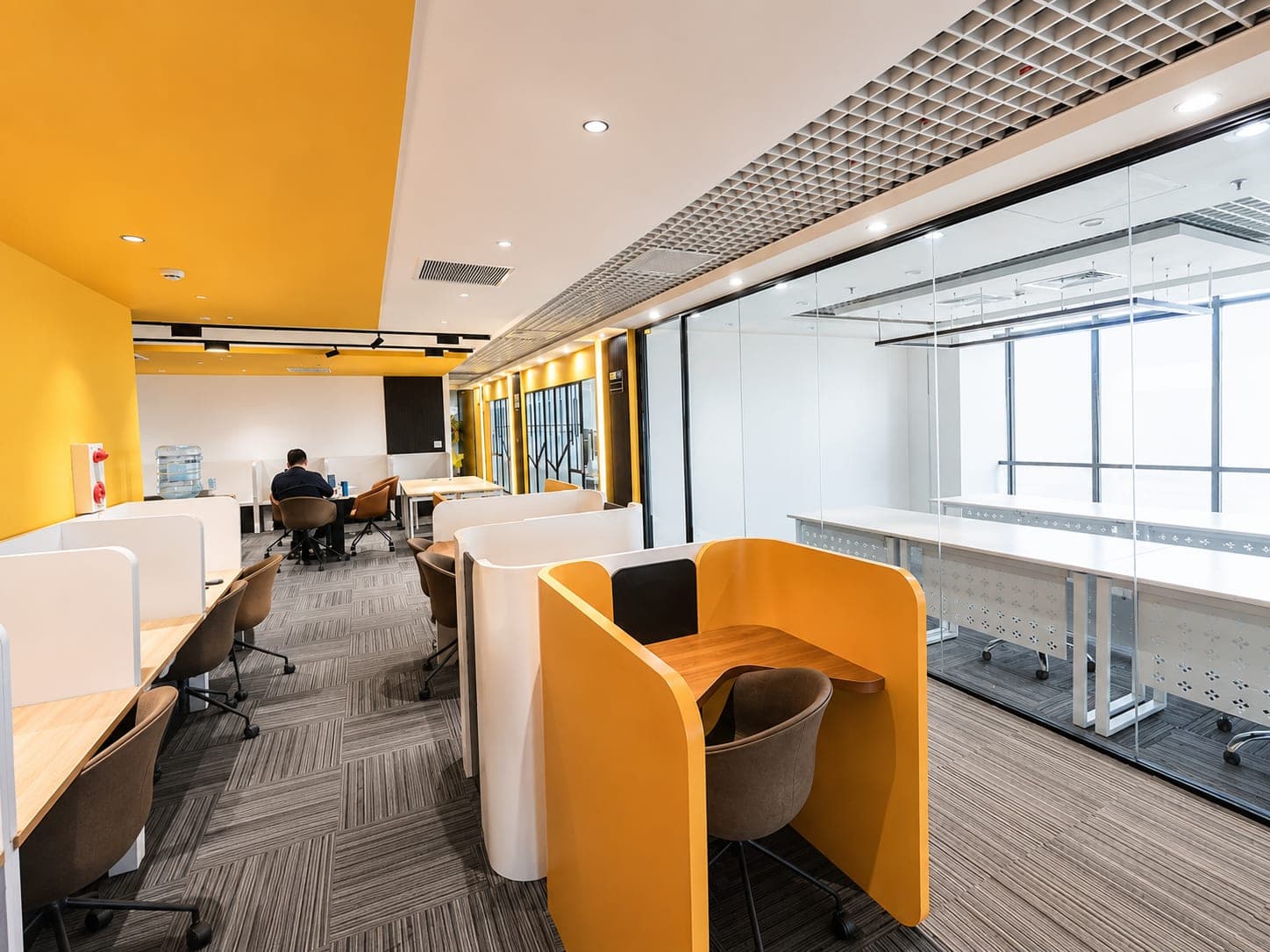 Không gian chỗ ngồi linh động MAX OFFICE